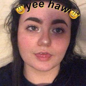 Meet your Posher, Tessa